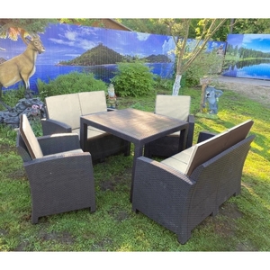     (California Family Mini Set)    
