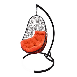 Кресло подвесное Кокон Овал иск.ротанг (чёрное с оранжевой подушкой)
